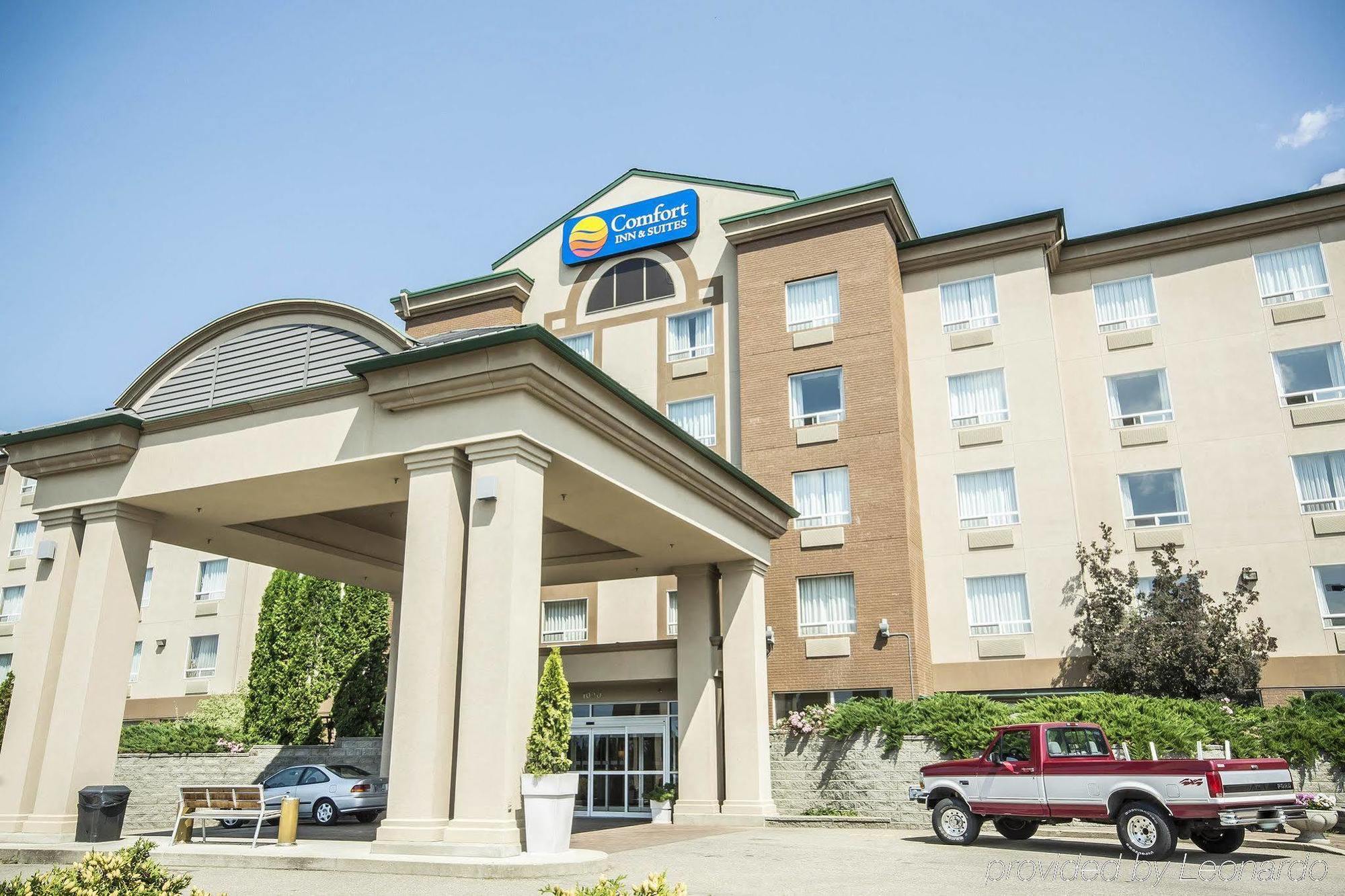 Comfort Inn & Suites Salmon Arm Ngoại thất bức ảnh